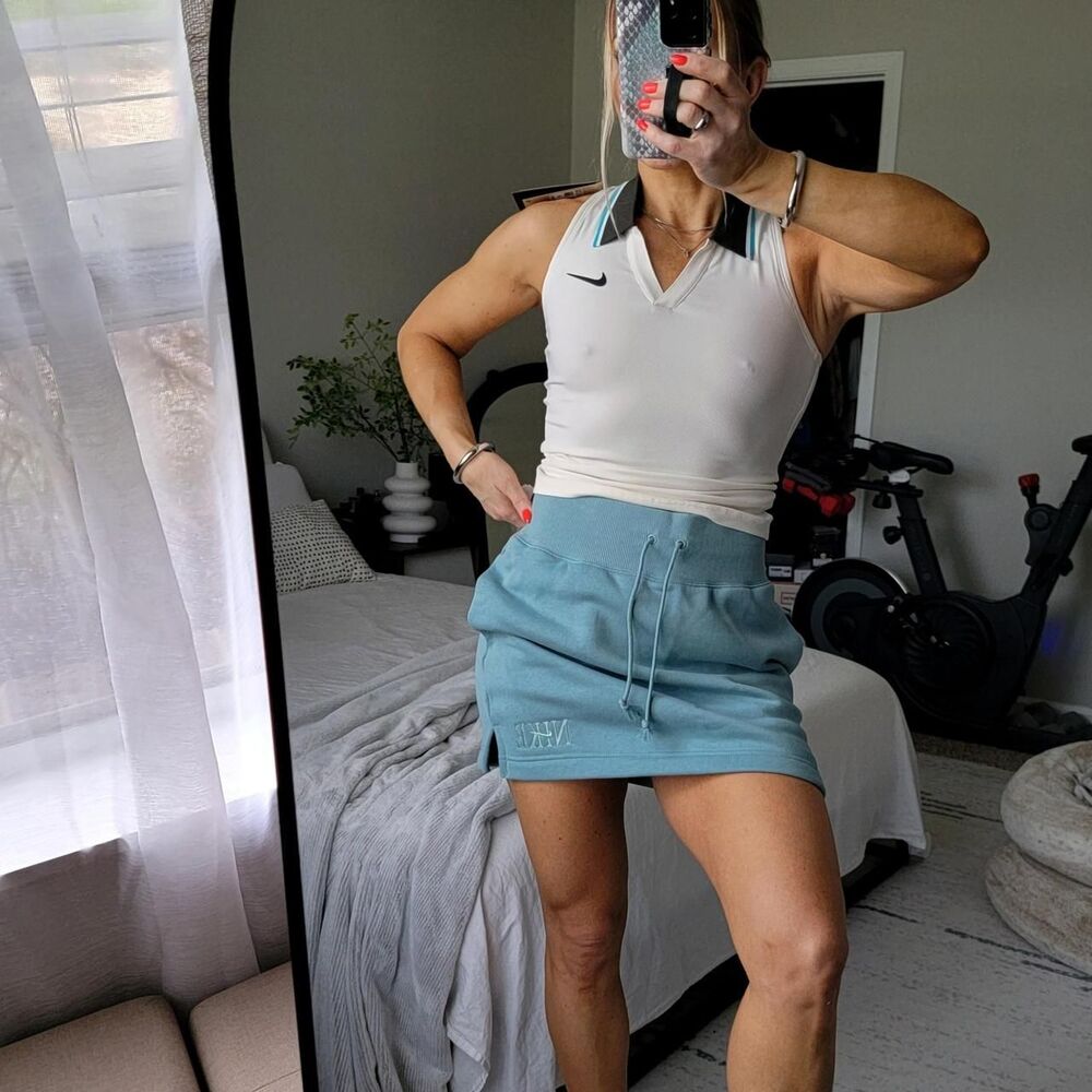 NWT NIKE PHOENIX FLEECE mini sweat skirt in teal.